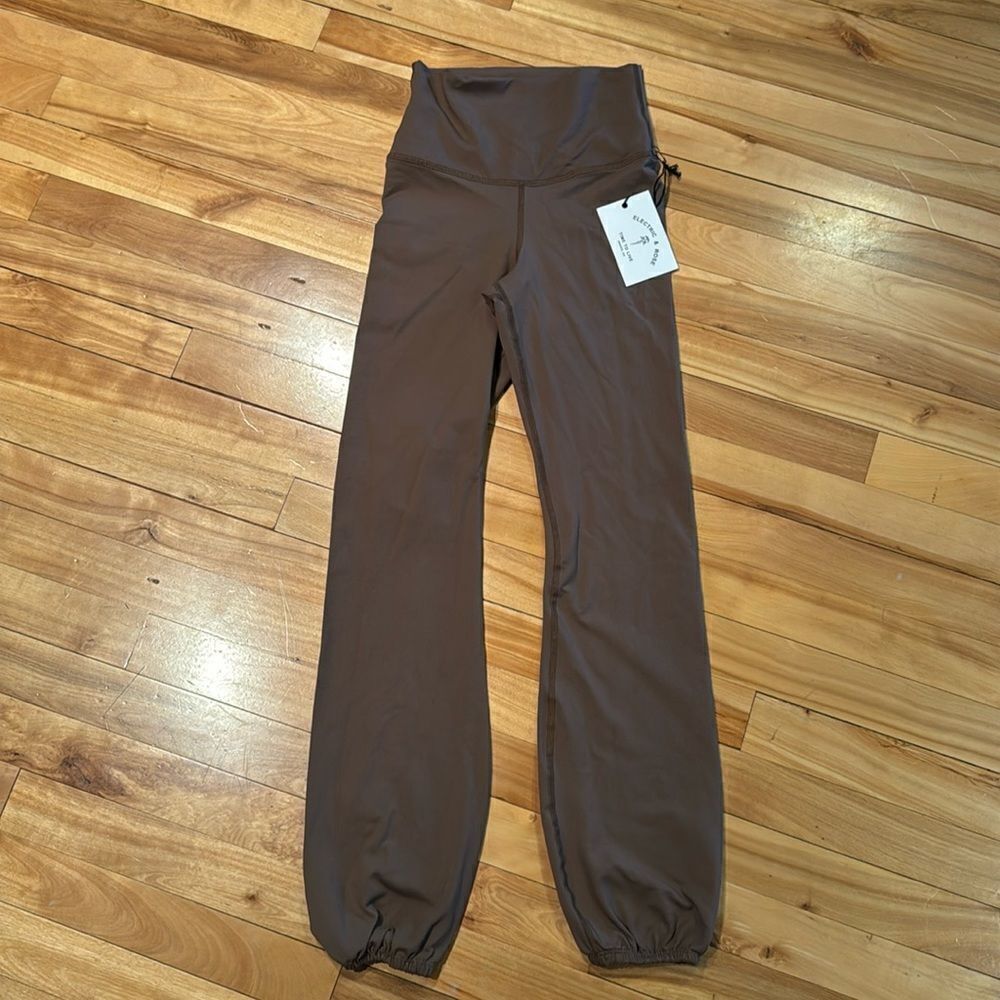 Electric & Rose soft brown high waisted wide waistband elastic cuff leggings NWT